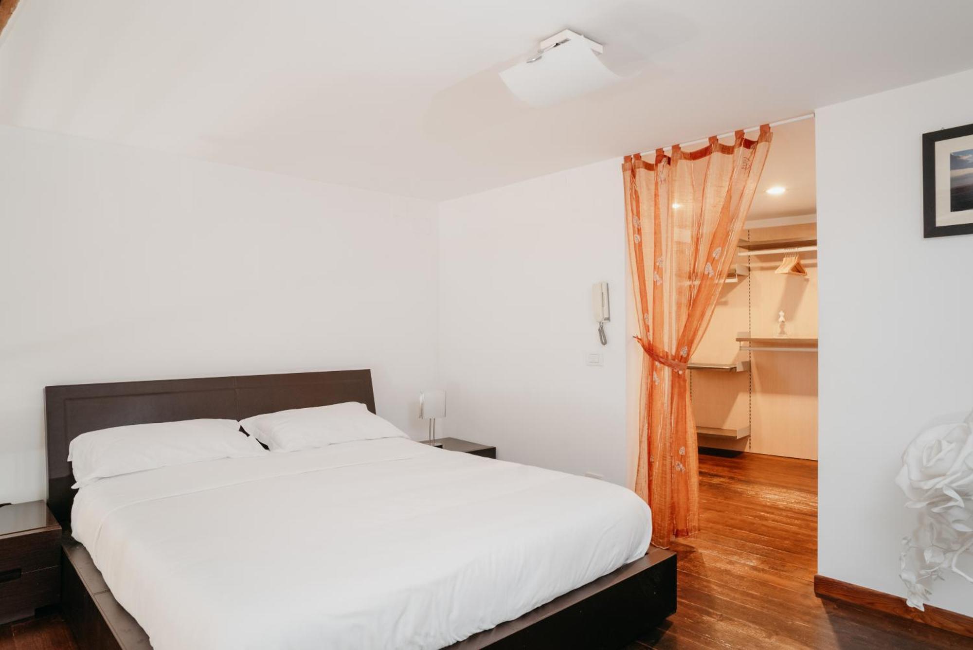 La Casa Dell' Avvocato - Centro Lejlighed Napoli Eksteriør billede